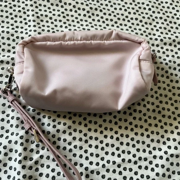 Prada Pink cosmetic pouch - Picture 2 of 11